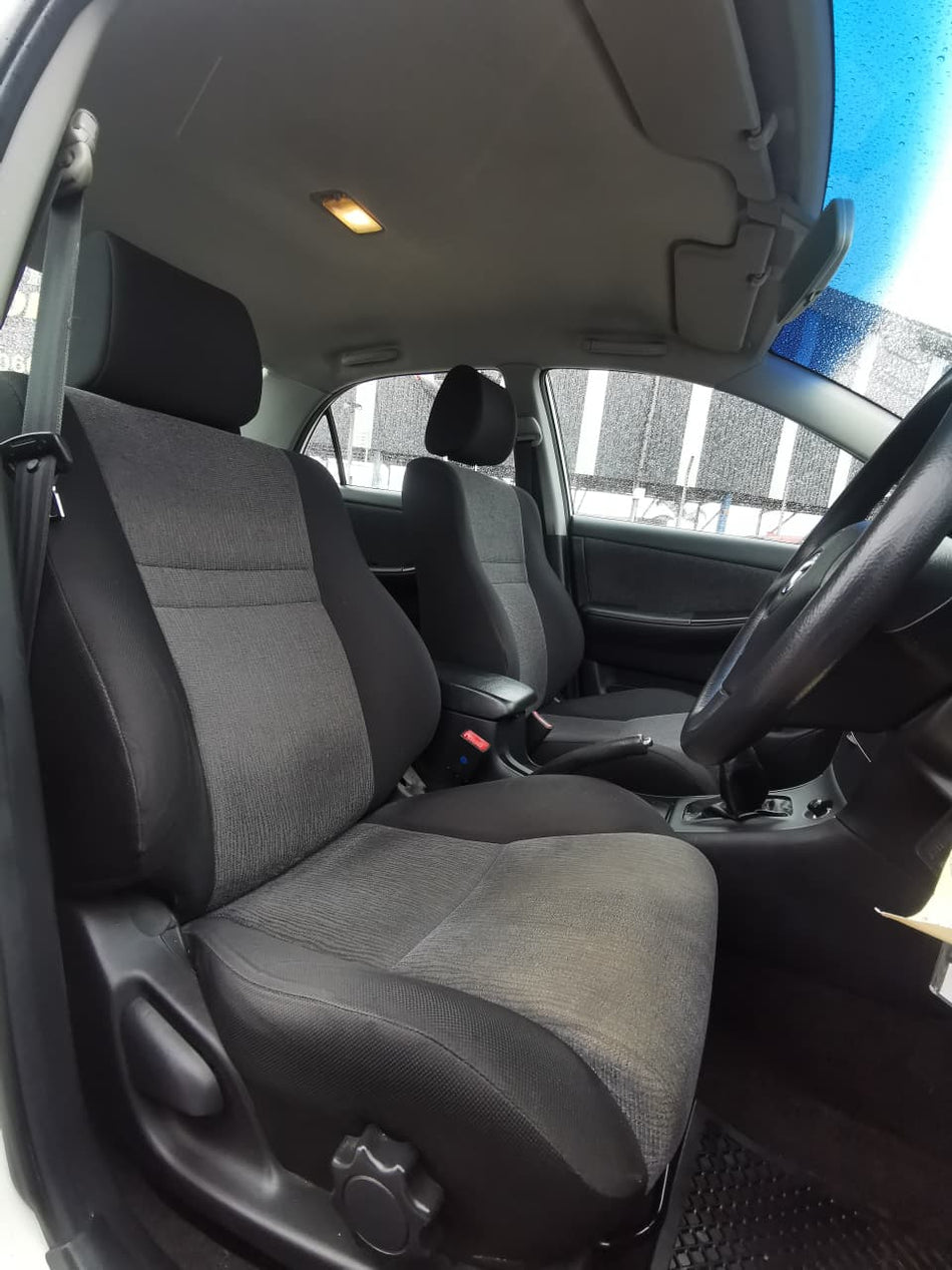 2003 Toyota Corolla 160i GLE