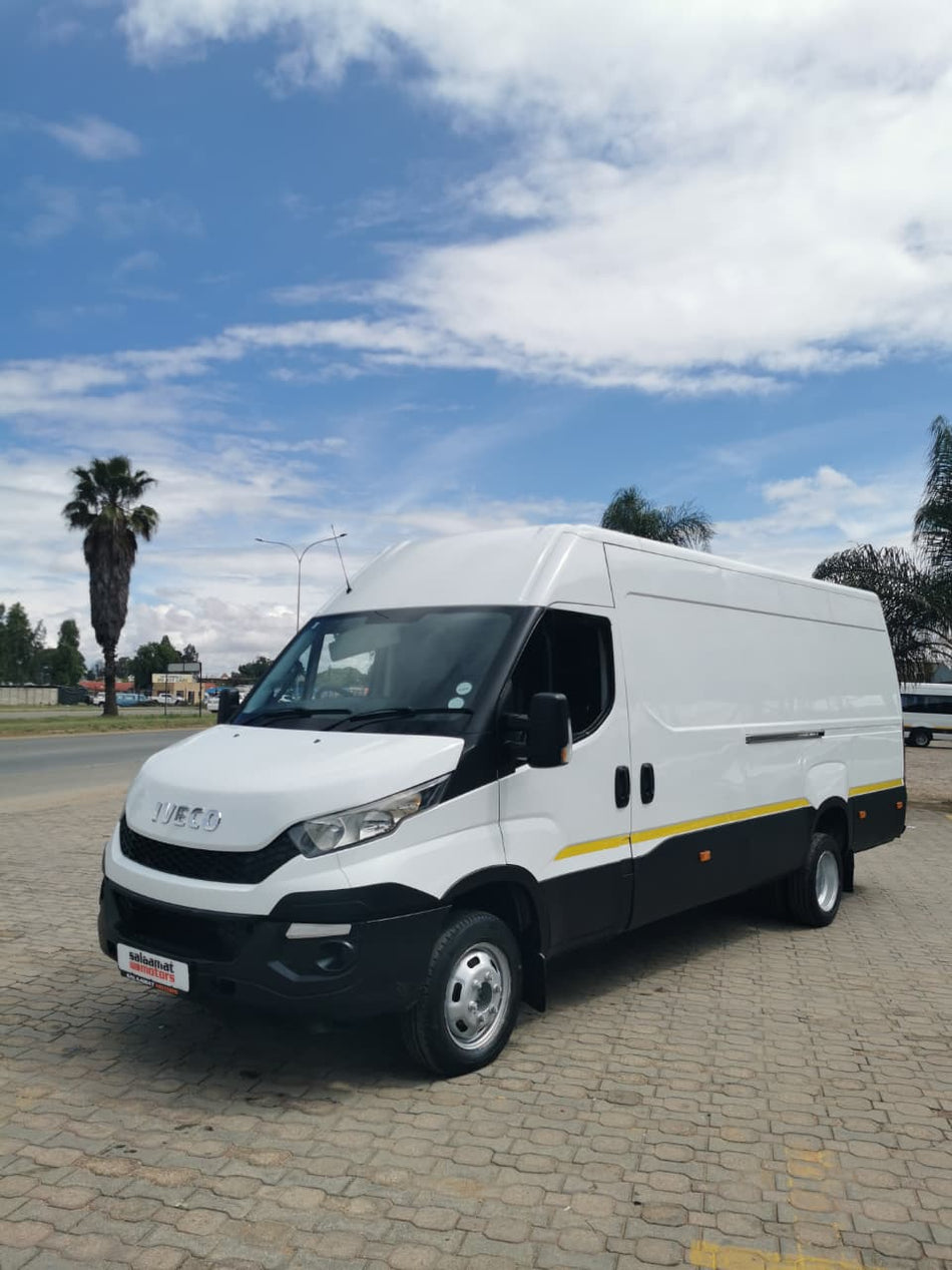 2017 Iveco Daily P/V 50-50