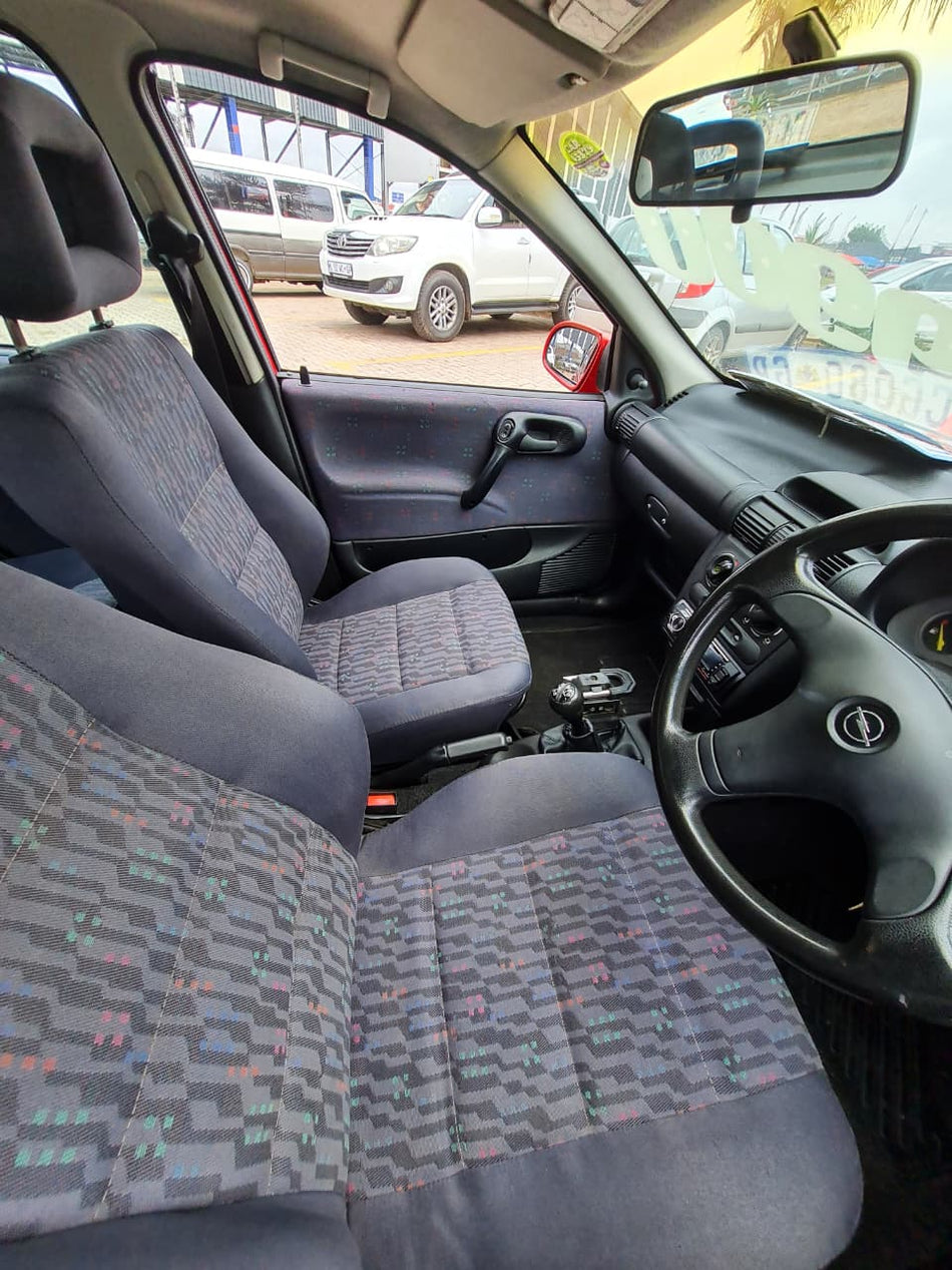 1999 Opel Corsa 160i