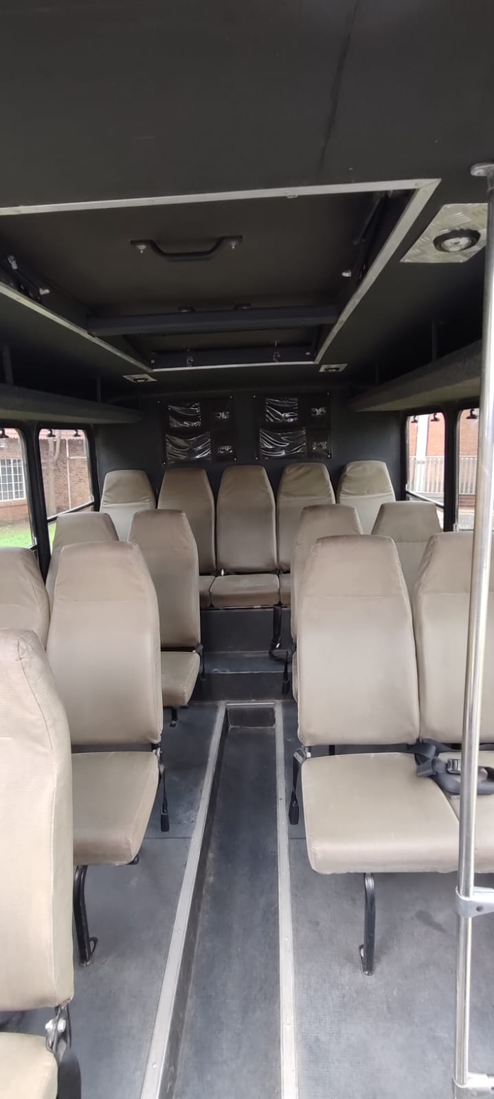 2008 Toyota Dyna Safari 18 Seater