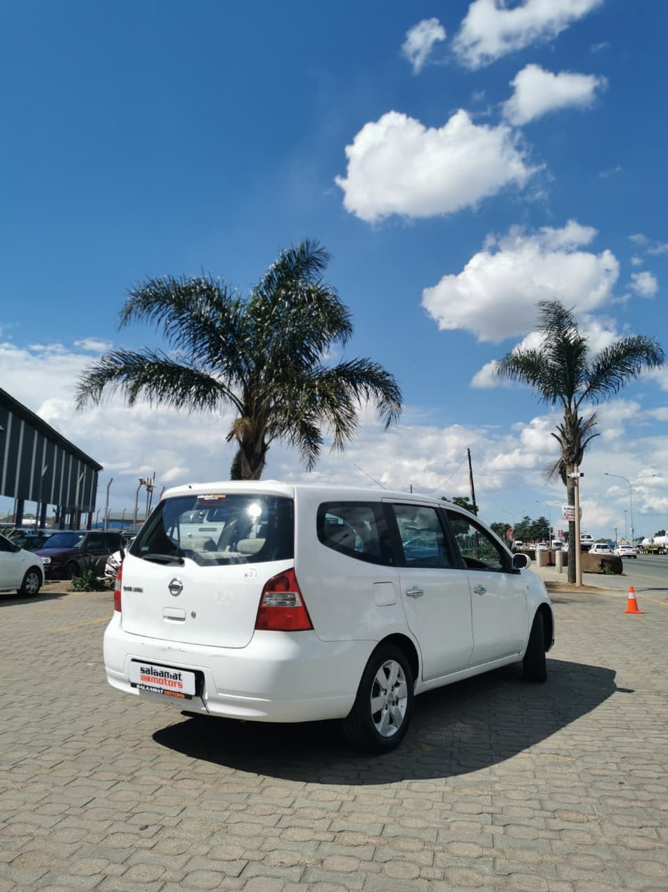 2009 Nissan Grand Livina