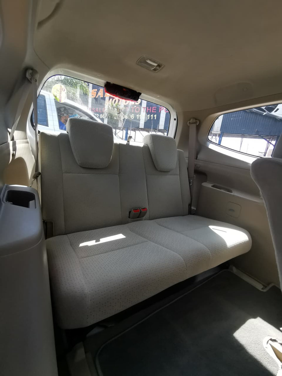 2009 Nissan Grand Livina