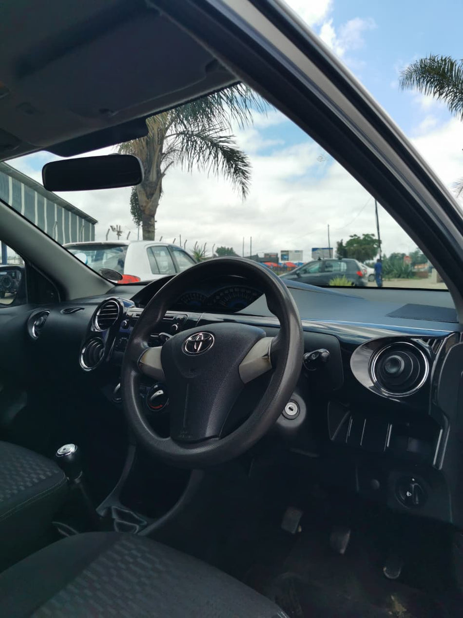 2015 Toyota Etios Cross