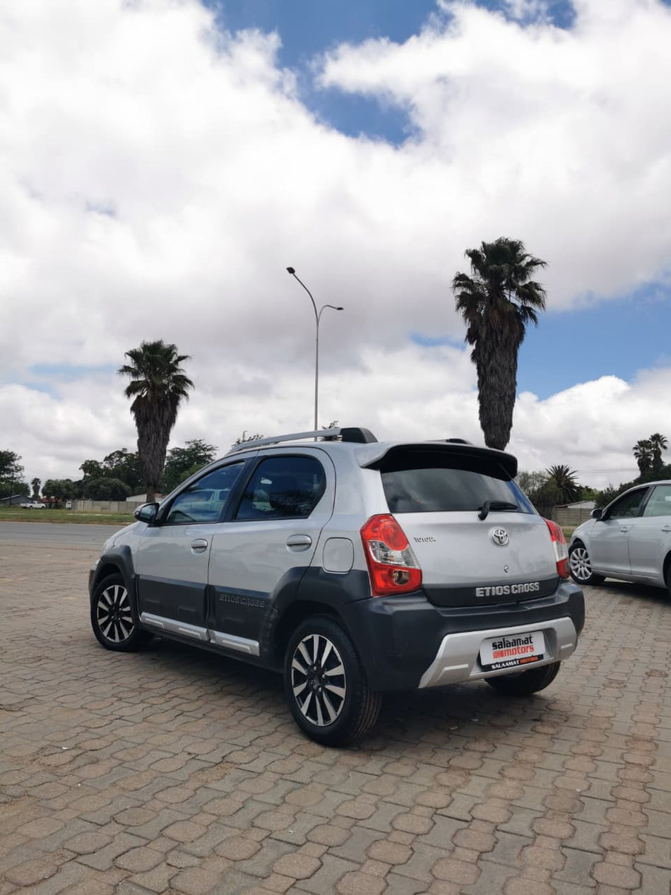 2015 Toyota Etios Cross