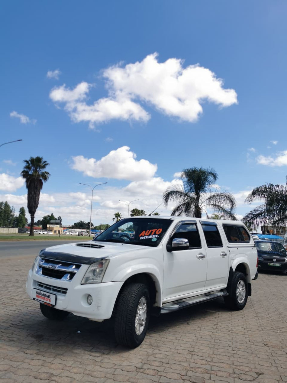2012 Isuzu KB300 D-TEQ Automatic