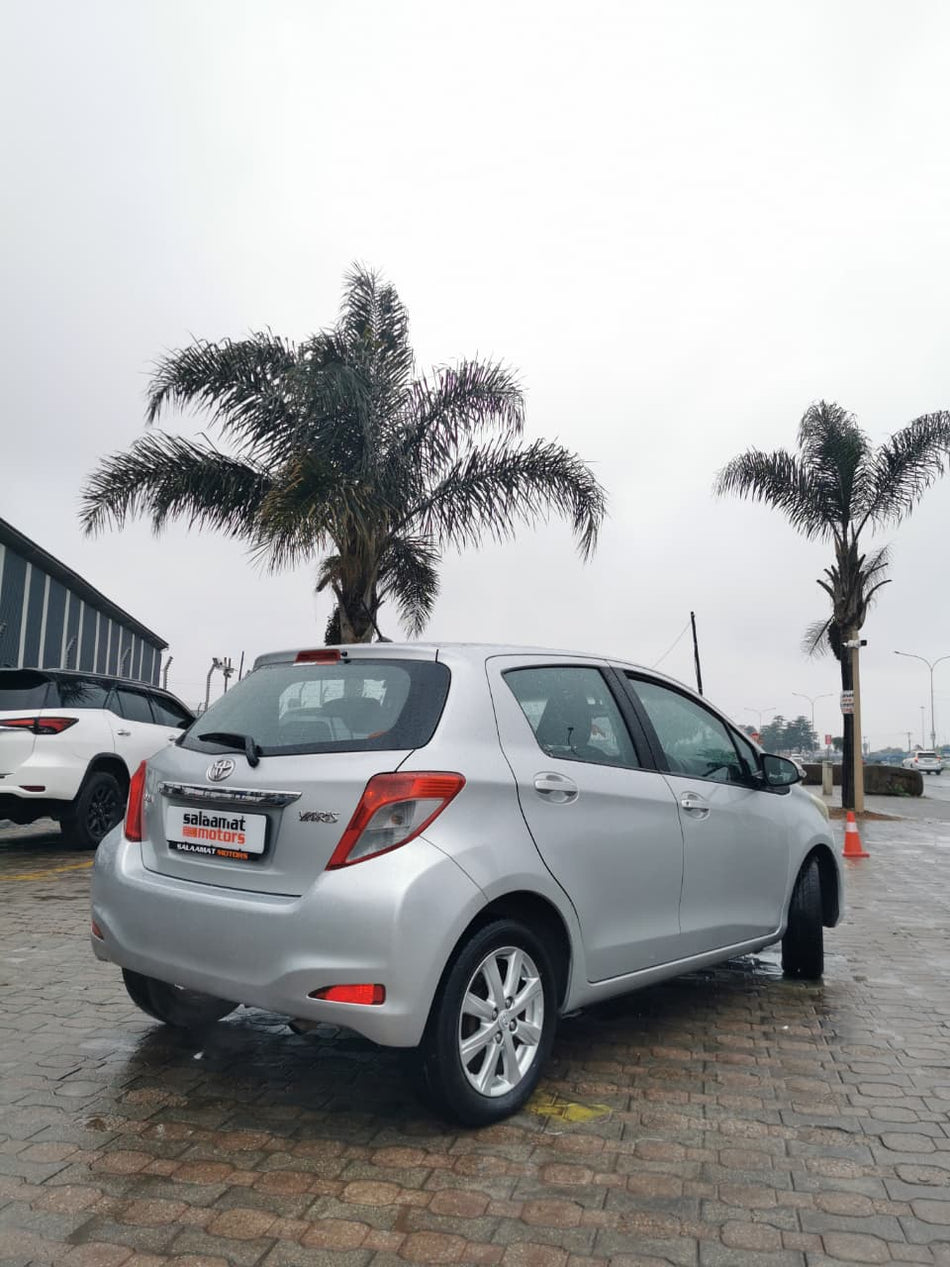 2012 Toyota Yaris Automatic