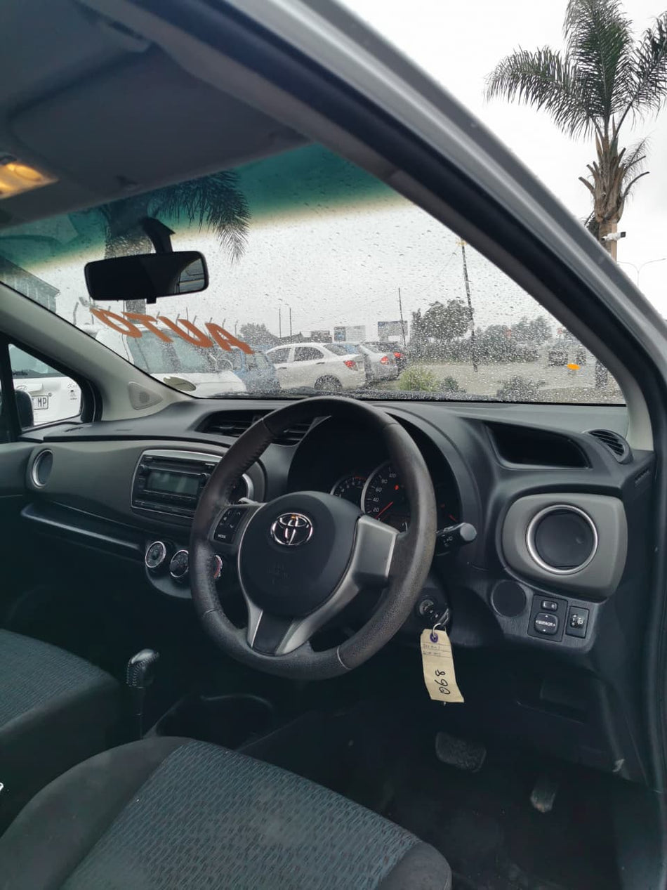 2012 Toyota Yaris Automatic