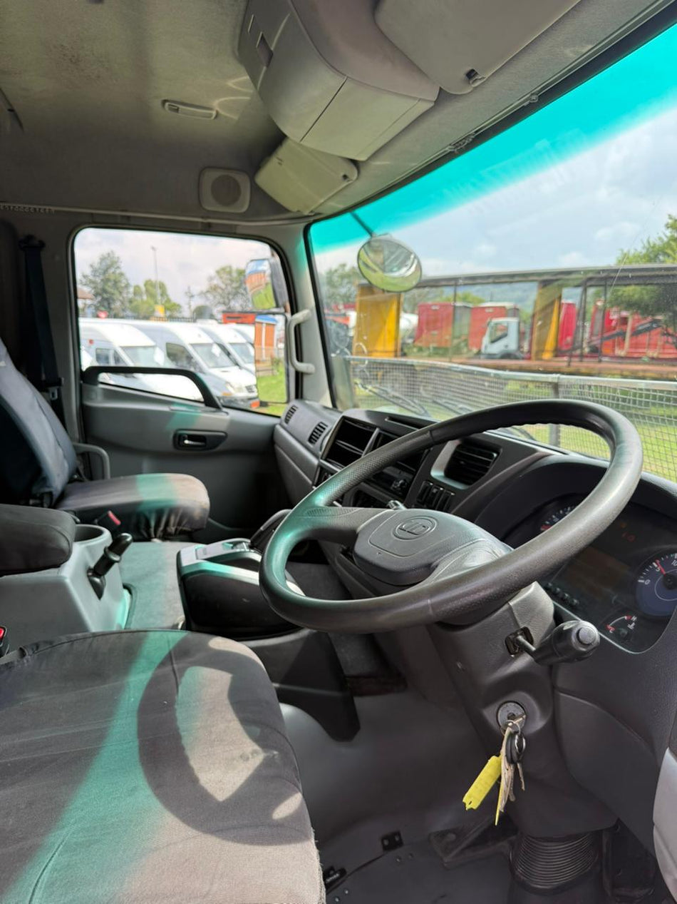 2021 UD Quester GWE 440 6X2 Horse Automatic