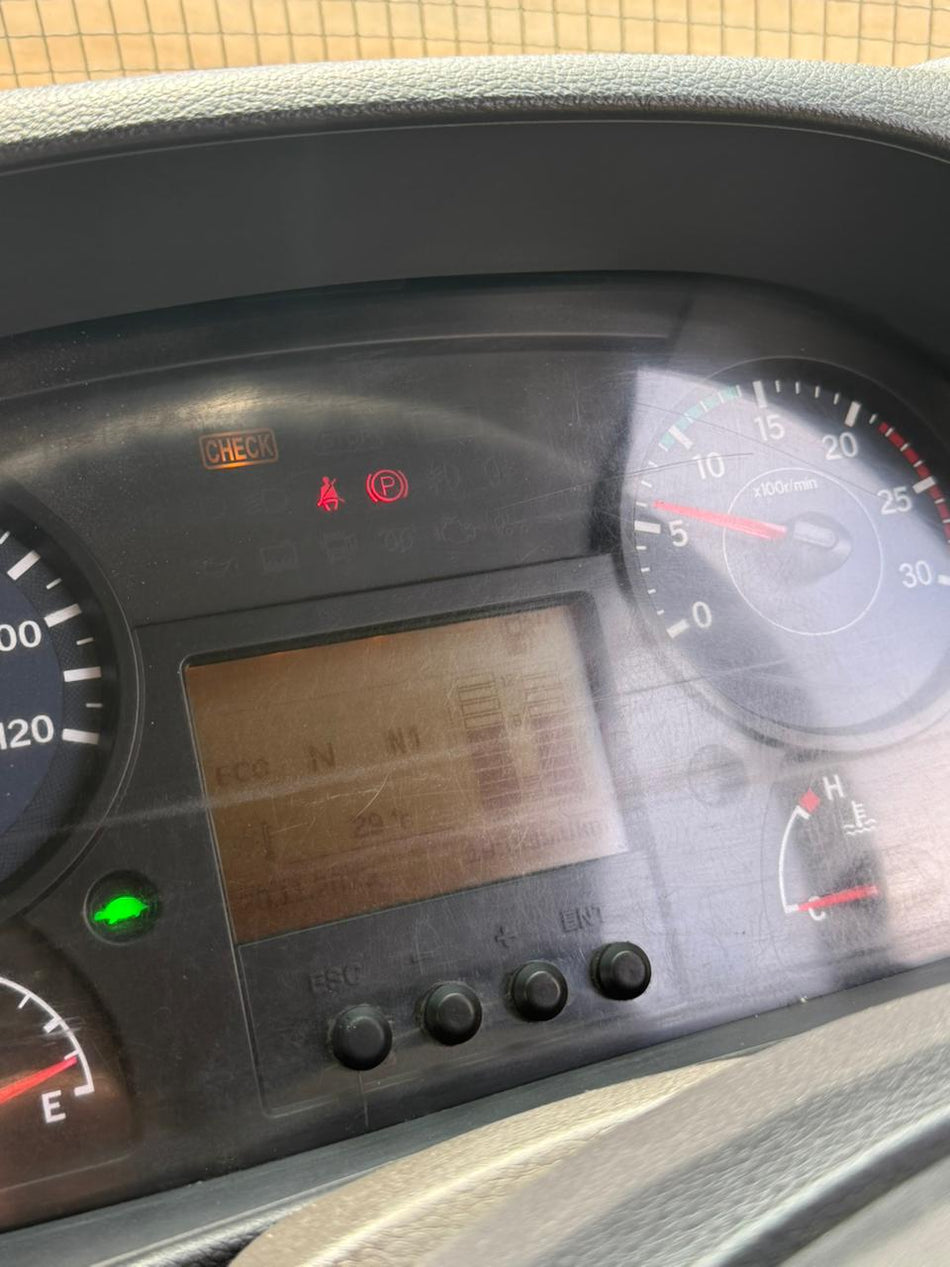 2021 UD Quester GWE 440 6X2 Horse Automatic