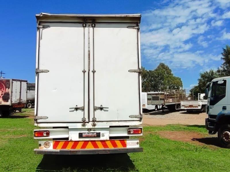 2019 UD Croner PKE 250 14.5 Ton