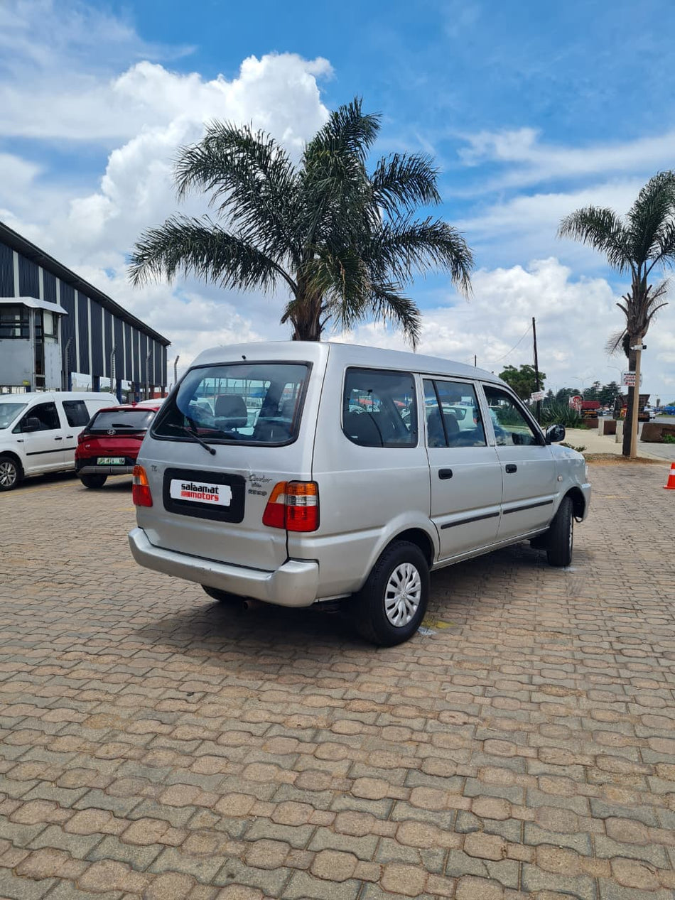 2004 Toyota Condor Estate 2000i