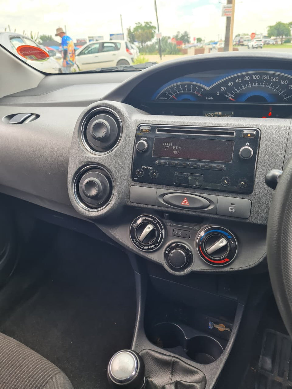2015 Toyota Etios 1.5L