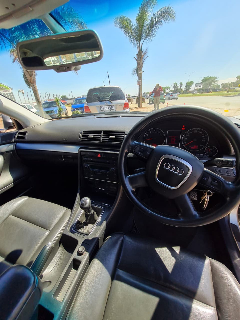 2005 Audi A4 Limousine 2.0