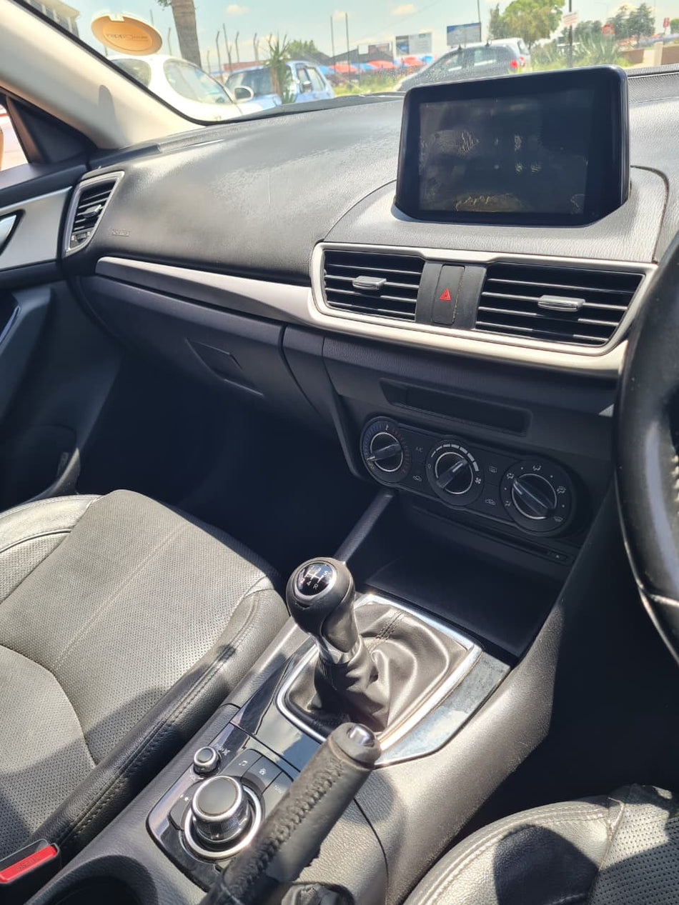 2018 Mazda 3 Dynamic 1.6