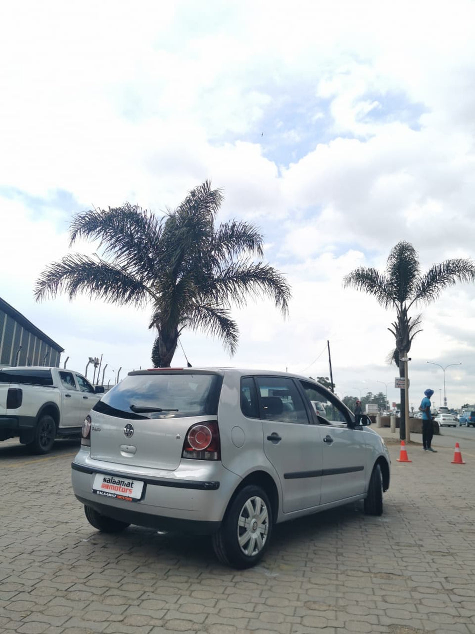 2005 Volkswagen Polo 1600 1.6  Bujwa