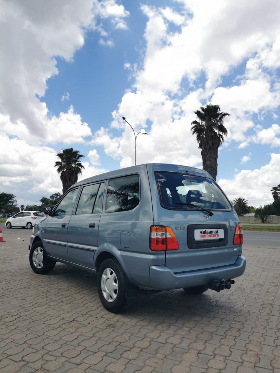 2004 Toyota Condor 2.4i