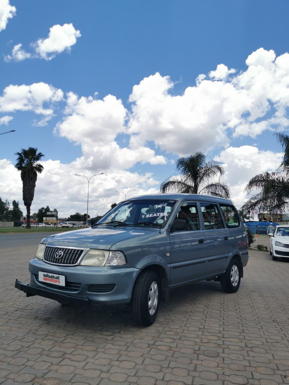 2004 Toyota Condor 2.4i