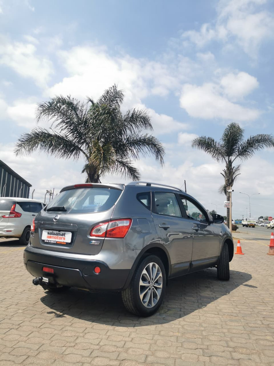 Nissan Qashqai 2.0 Automatic
