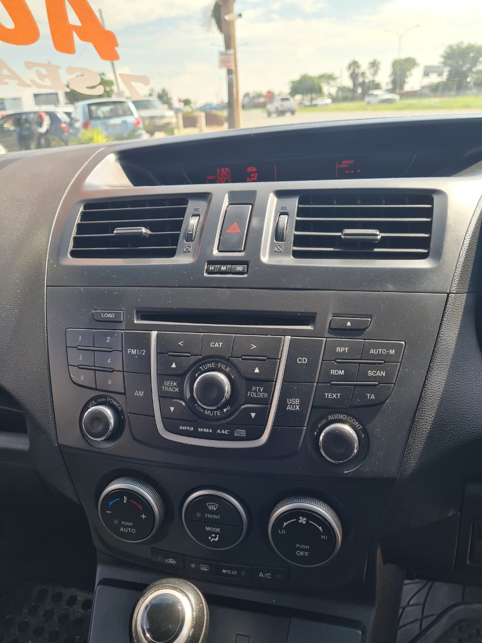 2014 Mazda 5 Automatic