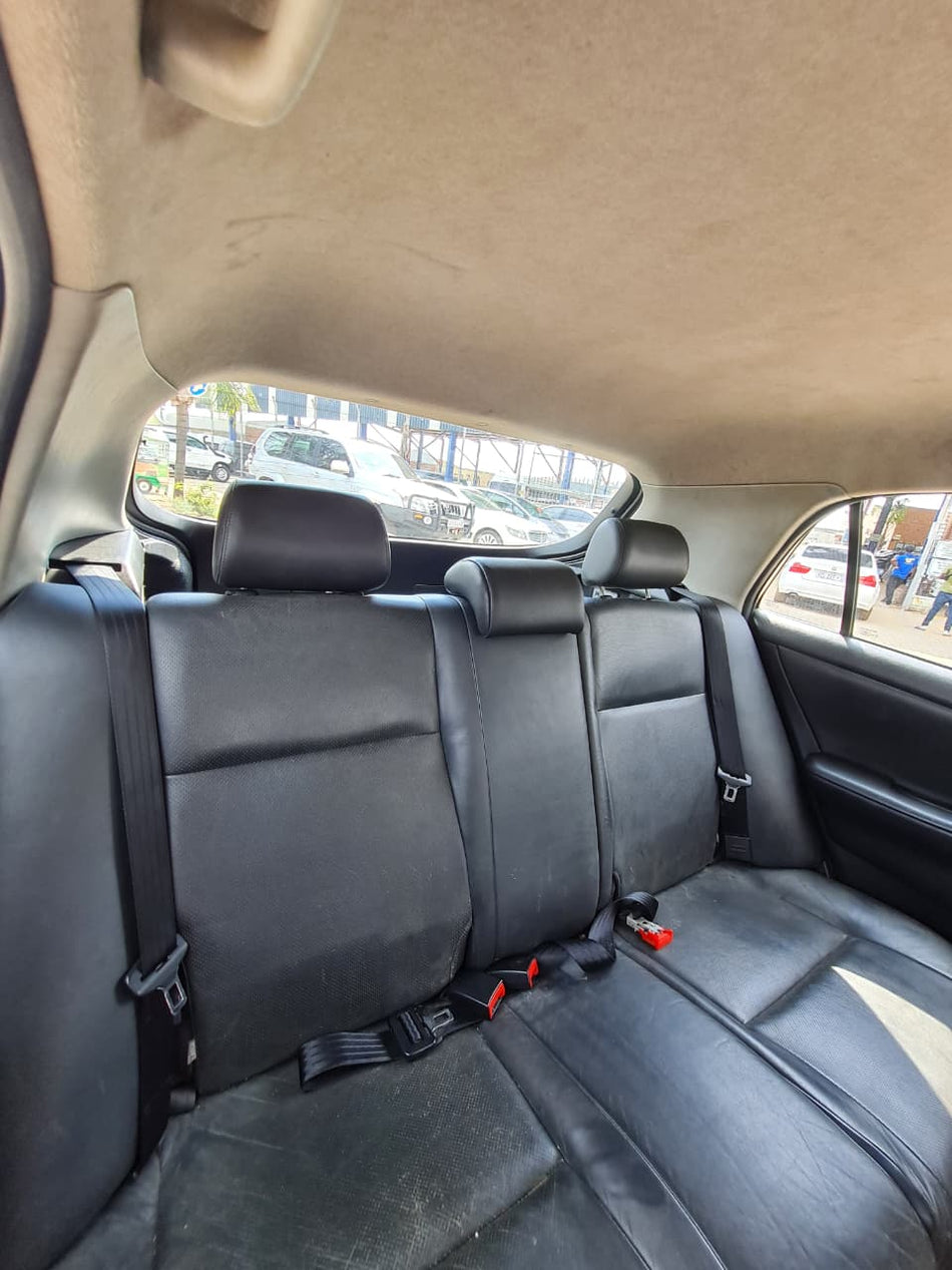 2004 Toyota RunX 180RX