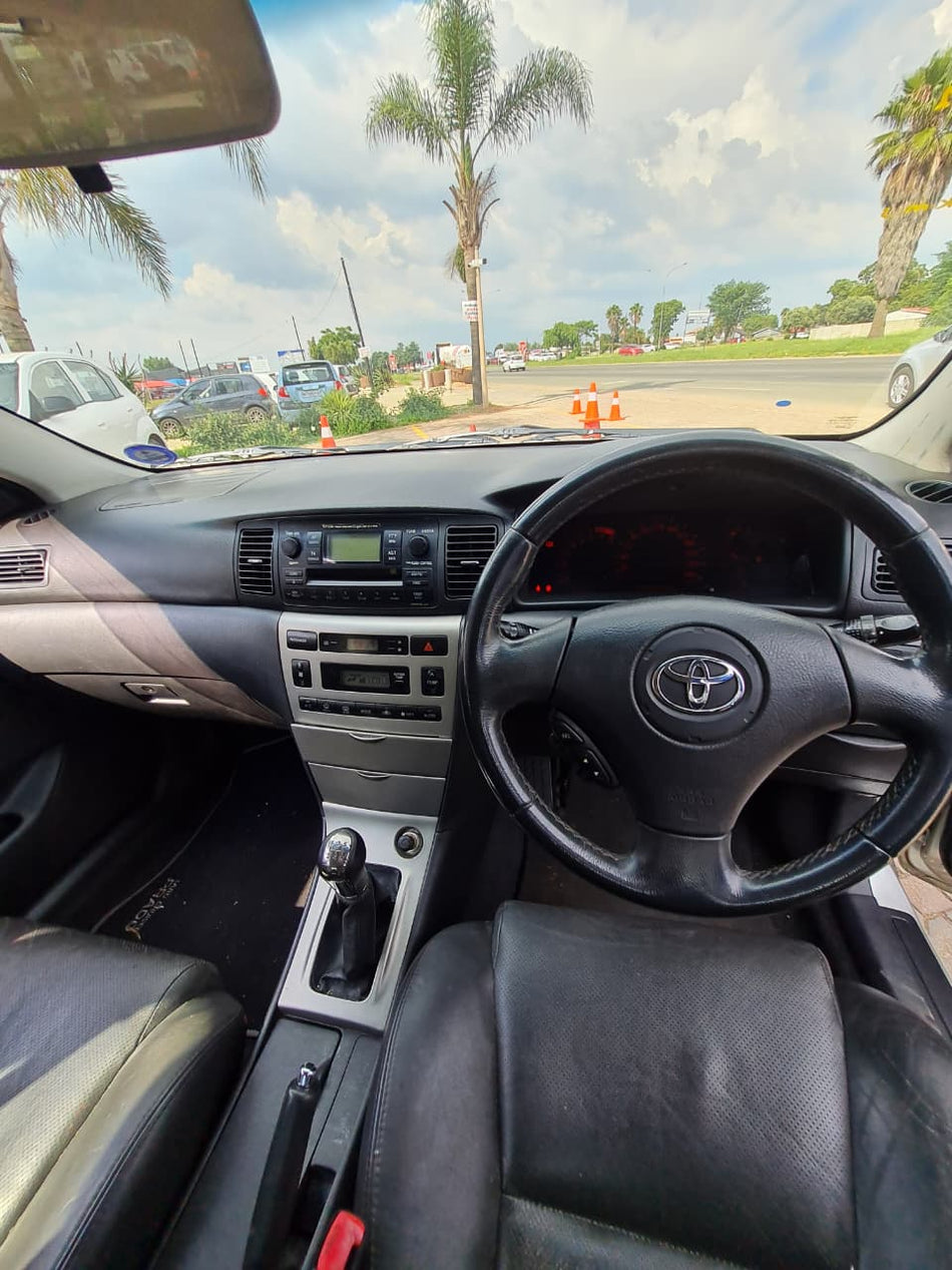 2004 Toyota RunX 180RX