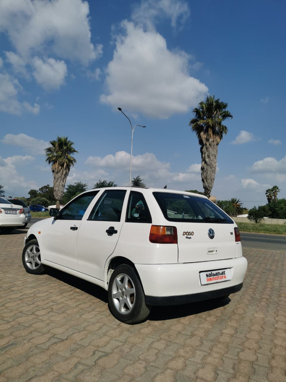 Volkswagen Polo Playa 1.6i