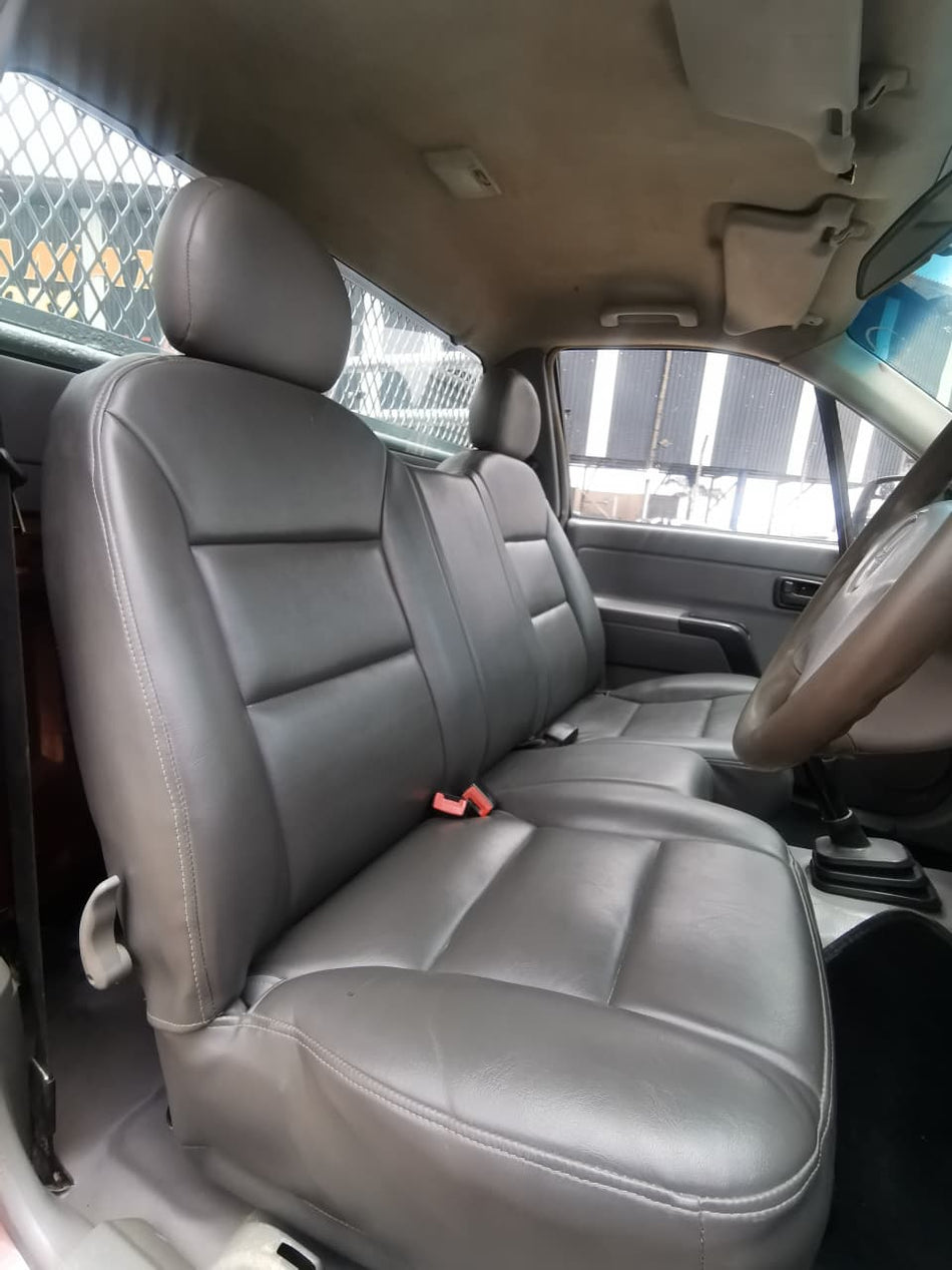 2008 Isuzu KB300 S/C