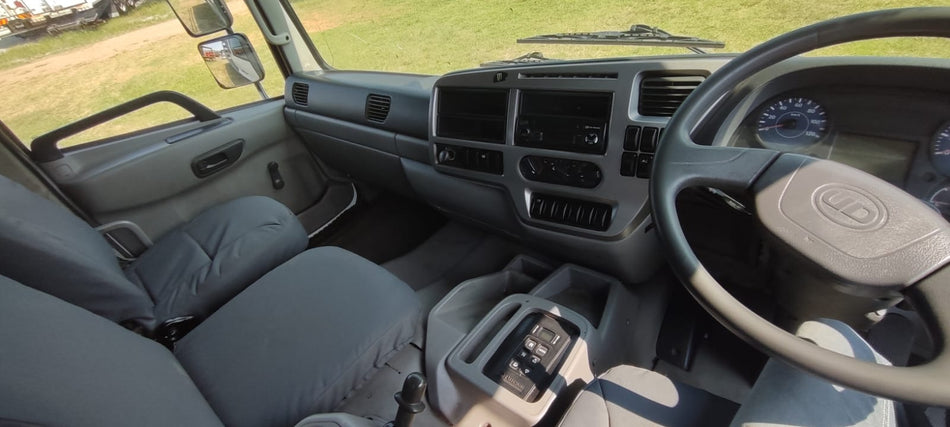 2020 UD Croner PDR 250 Dropside (6x2) Automatic