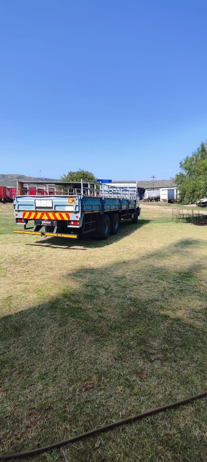 2020 UD Croner PDR 250 Dropside (6x2) Automatic