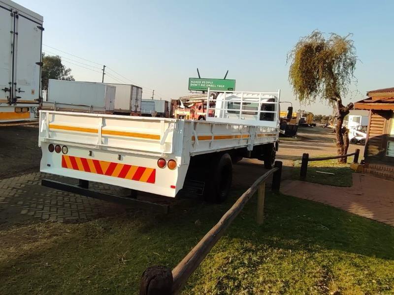 2008 Hino 500 12-215 Dropside 8 Ton