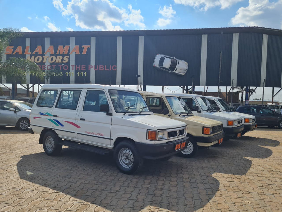 An impressive lineup of Toyota Ventures 🚐