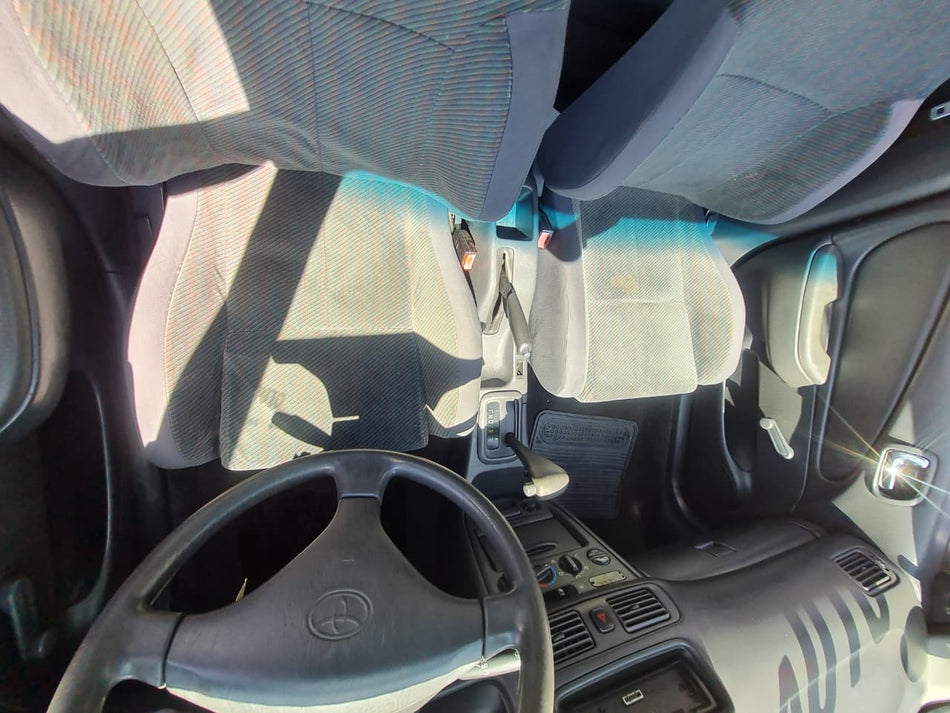 2002 Toyota Corolla 160i GLE Automatic