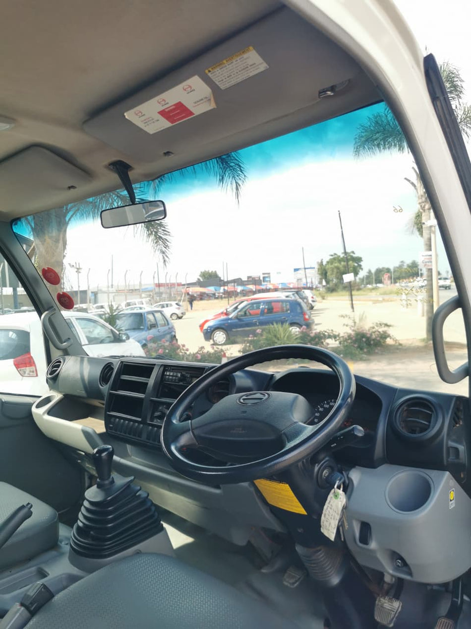 2016 Hino 300 Tipper