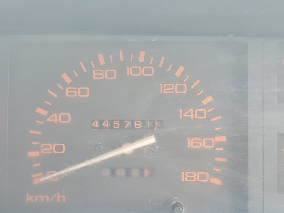 1995 Nissan 1 Tonner 2.4