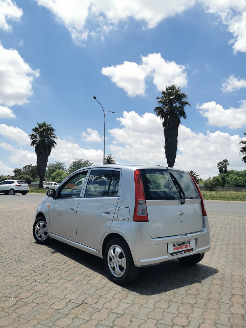2005 Daihatsu Charade Automatic