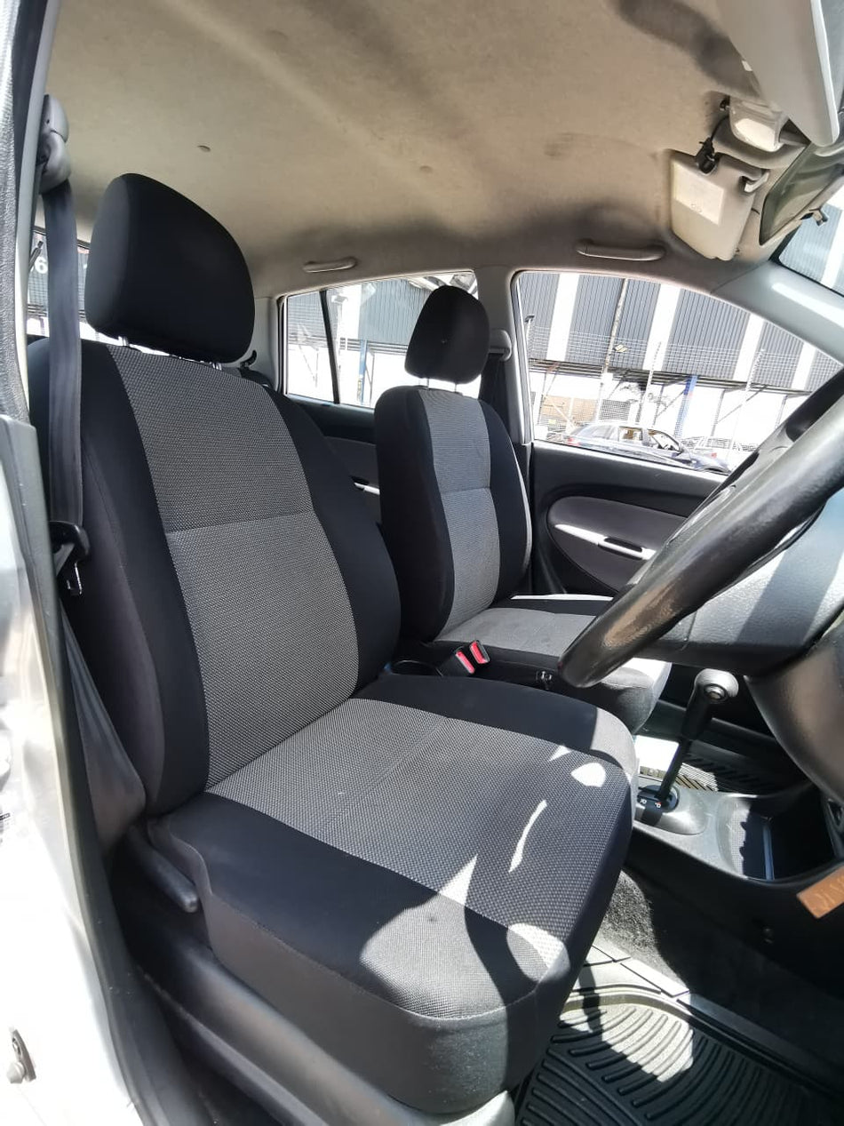 2005 Daihatsu Charade Automatic