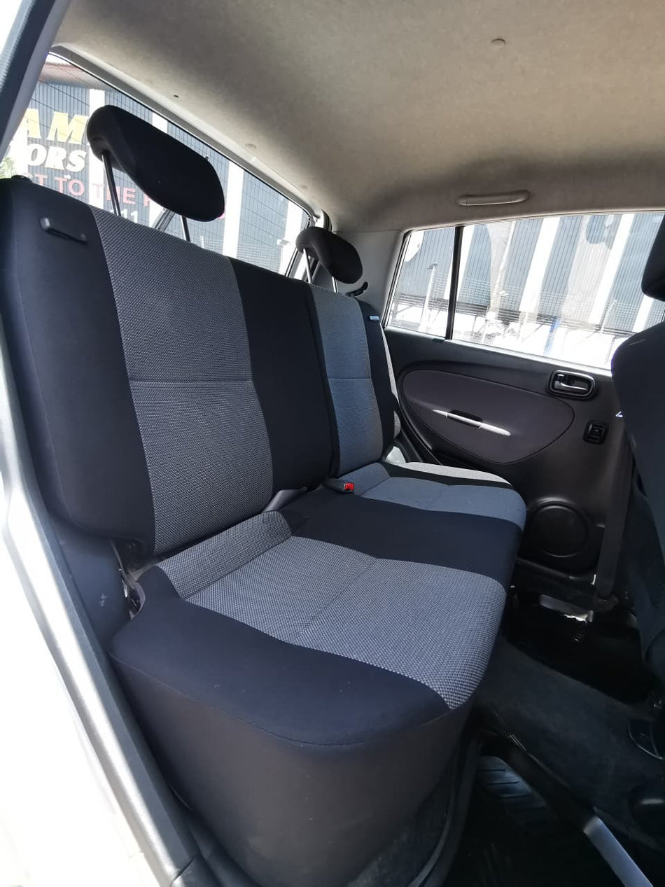 2005 Daihatsu Charade Automatic