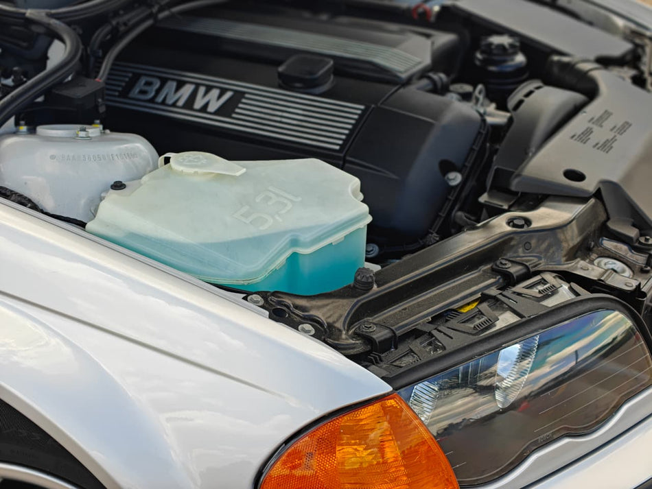 2000 BMW E46 325i Automatic