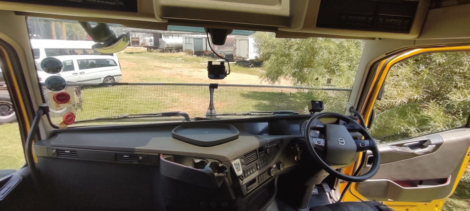 2019 Volvo 440 Horse 6X4 Automatic