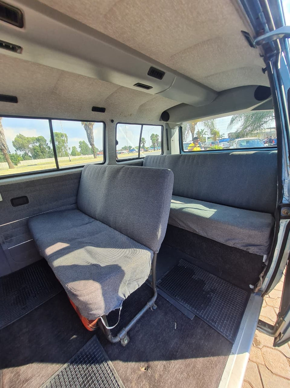 1991 Volkswagen Microbus 2.5i