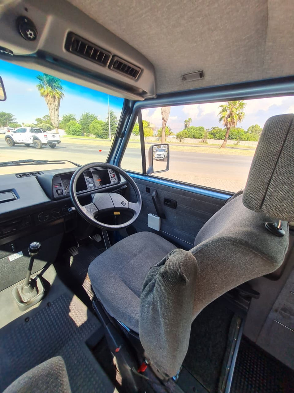 1991 Volkswagen Microbus 2.5i