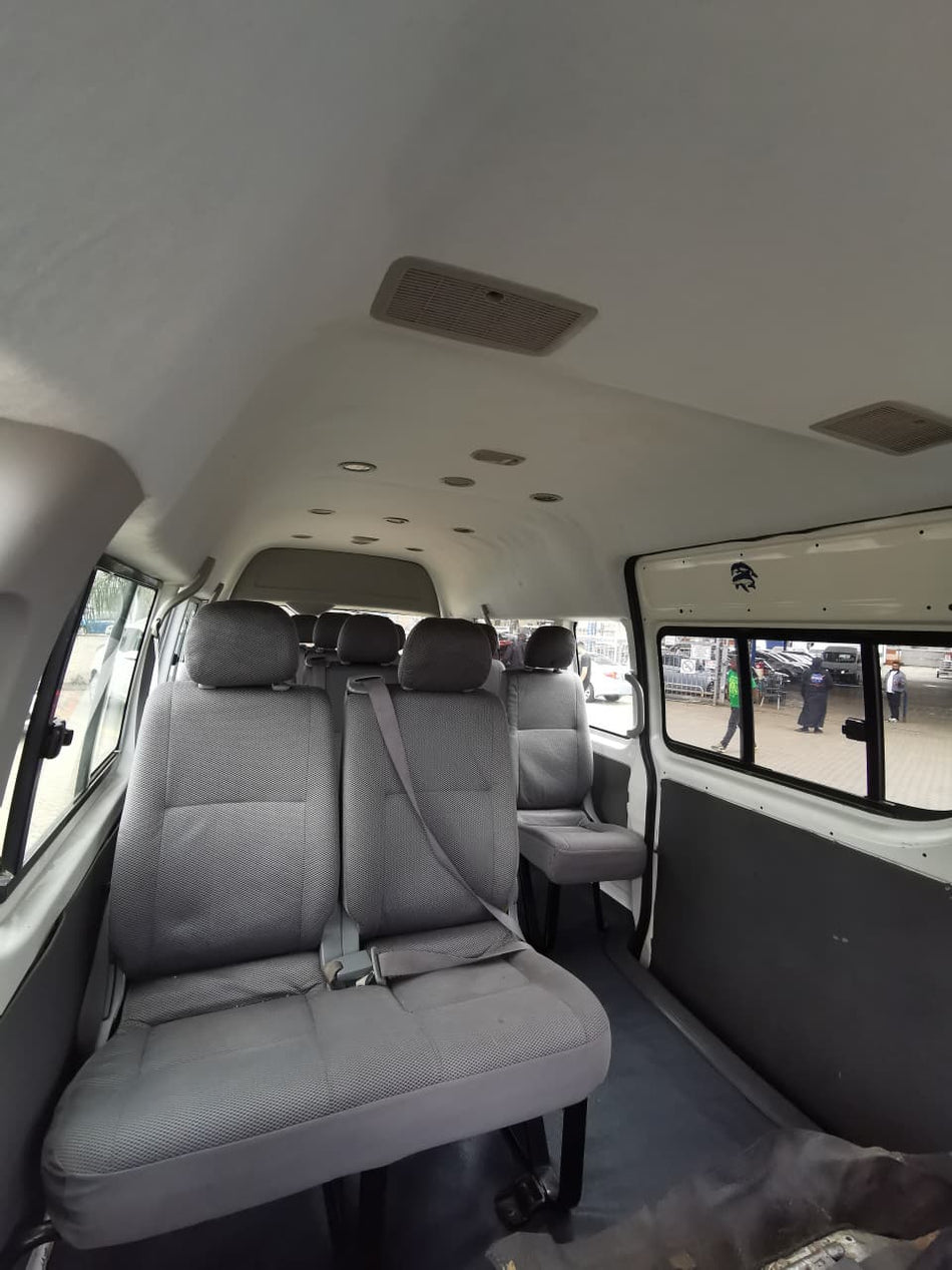 2005 Toyota Quantum VVTI