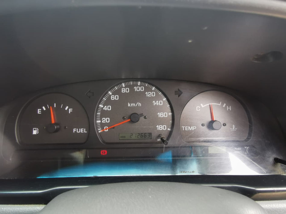 2003 Nissan Hardbody 2.4i 4x4