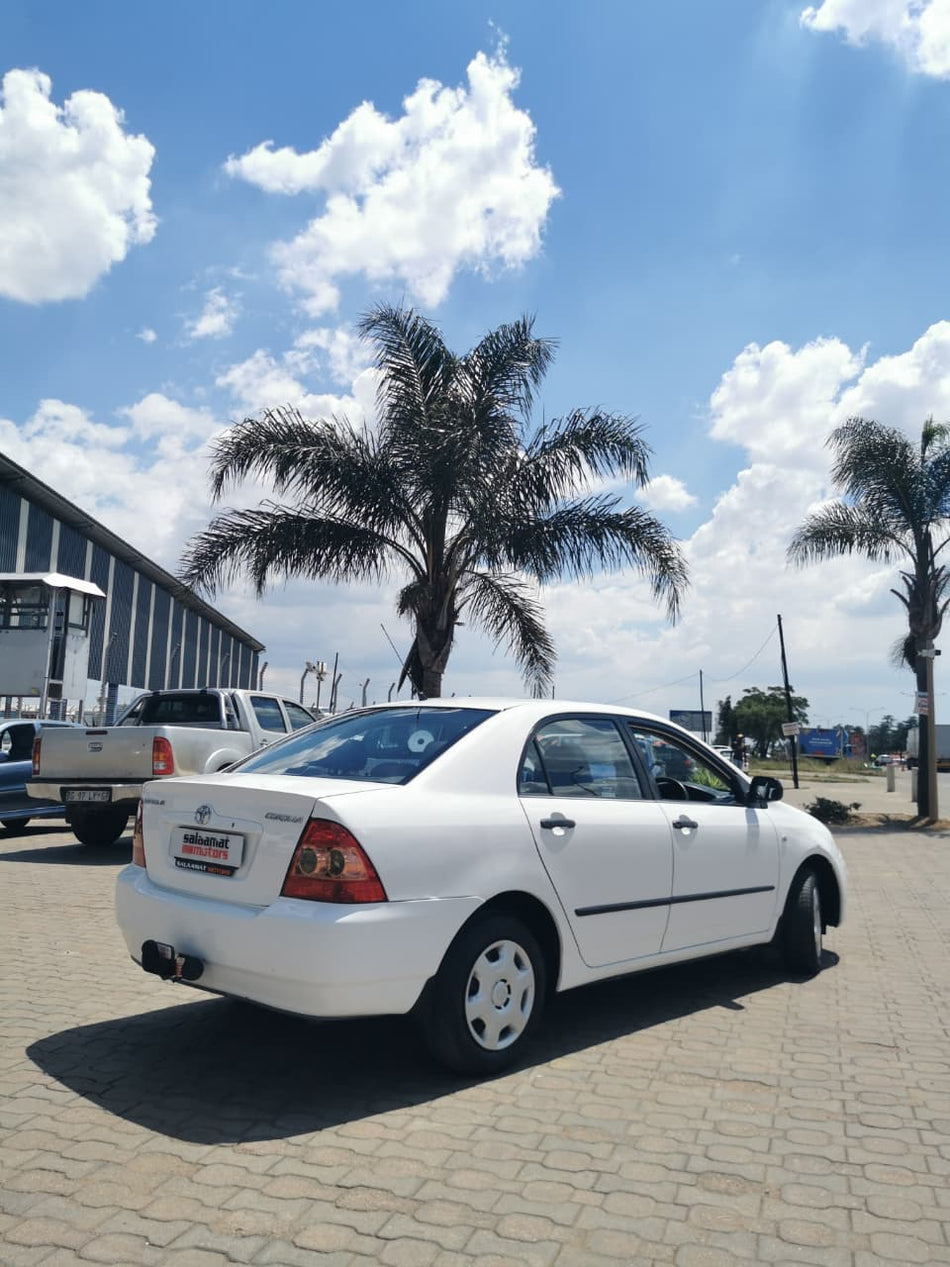 2005 Toyota Corolla 140i GLE