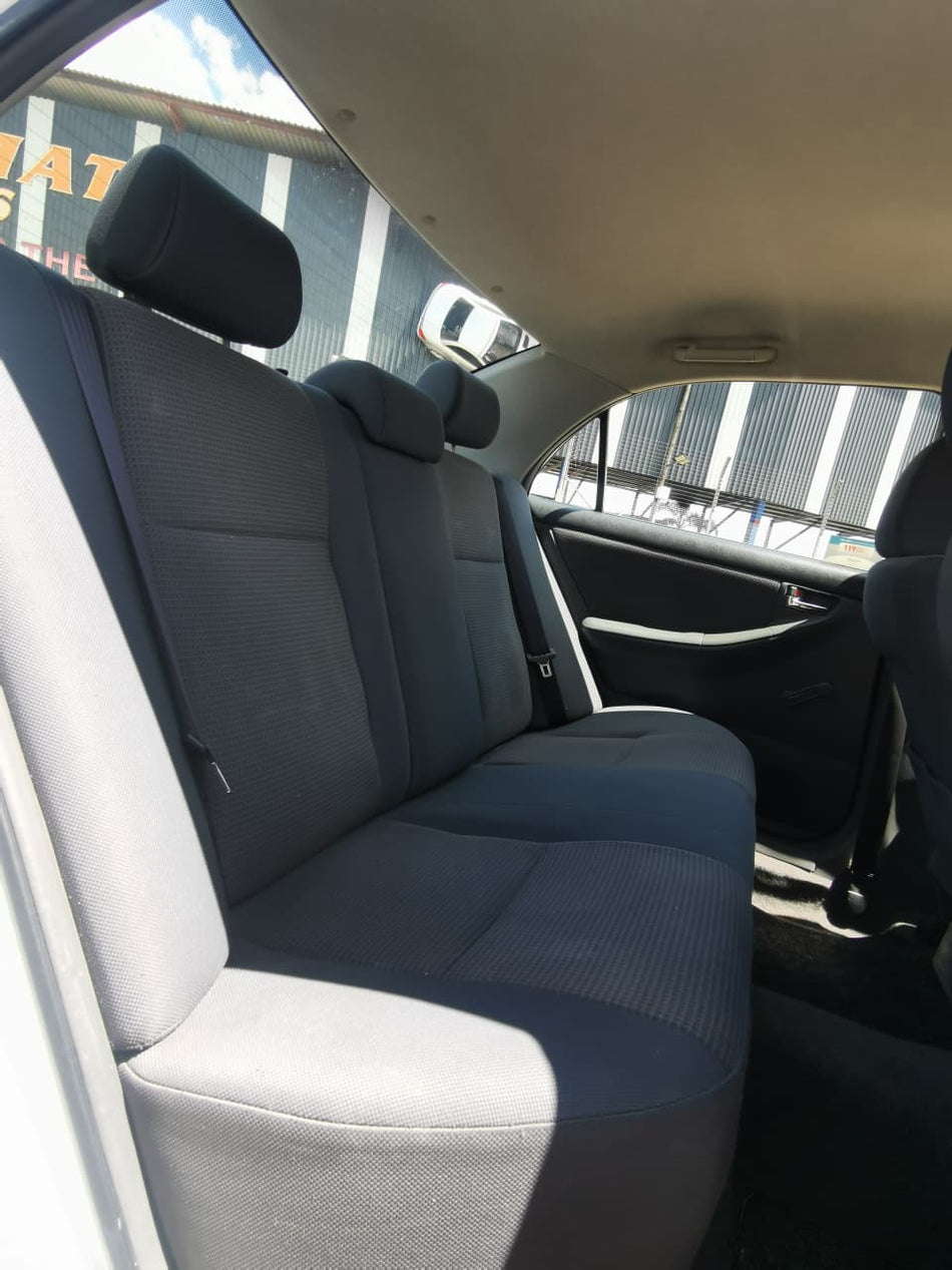 2005 Toyota Corolla 140i GLE