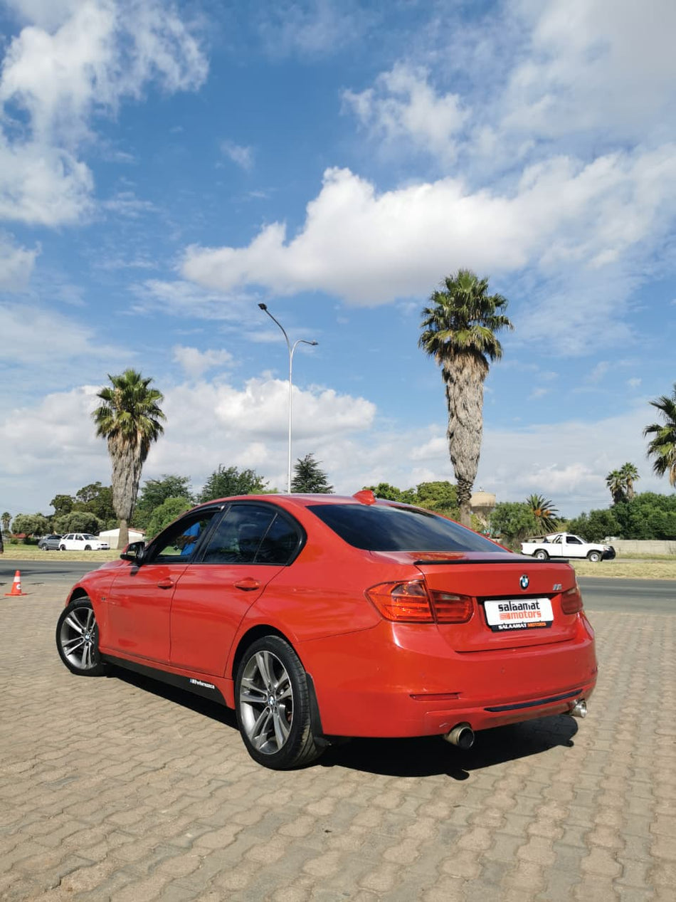 2012 BMW 320i Automatic