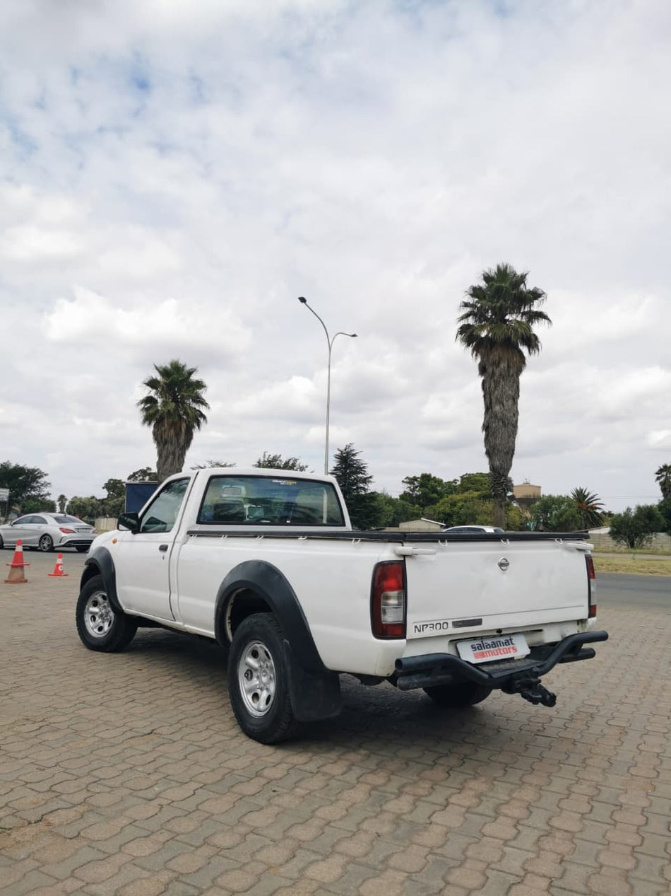 2013 Nissan Hardbody 2.5D 4x4