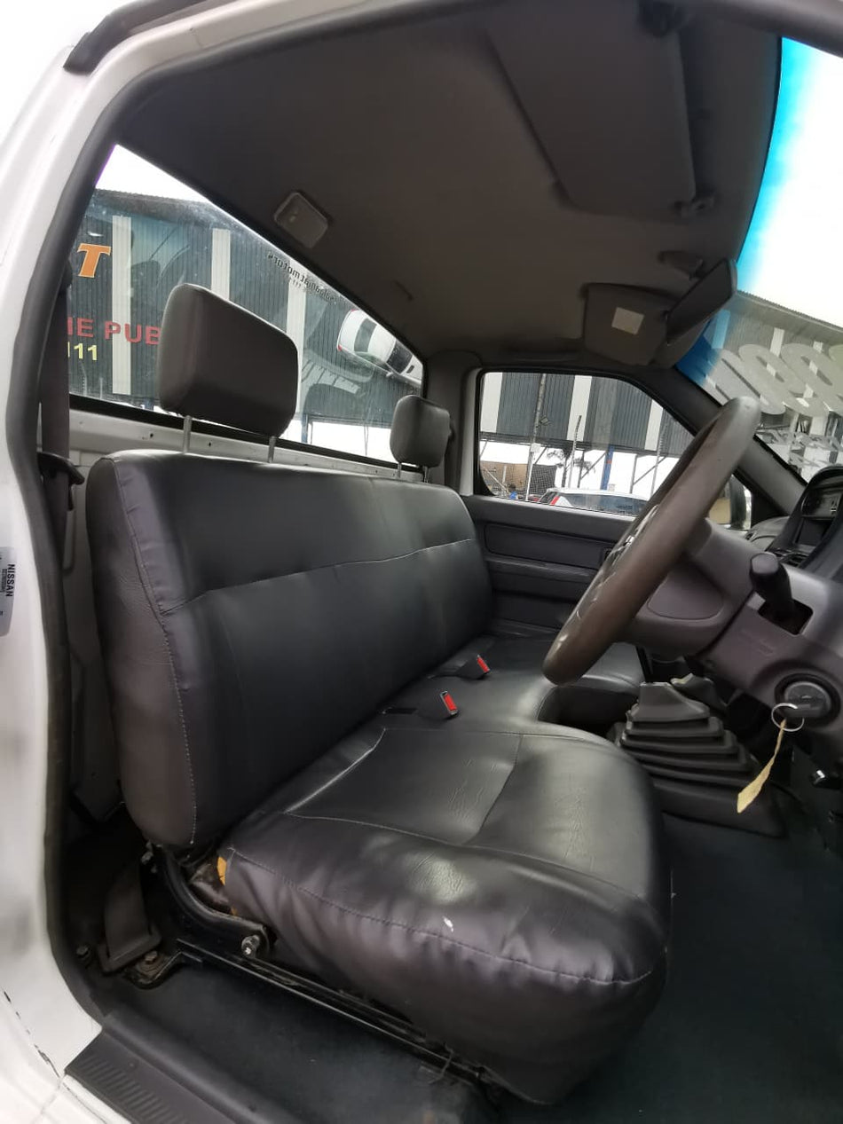 2013 Nissan Hardbody 2.5D 4x4