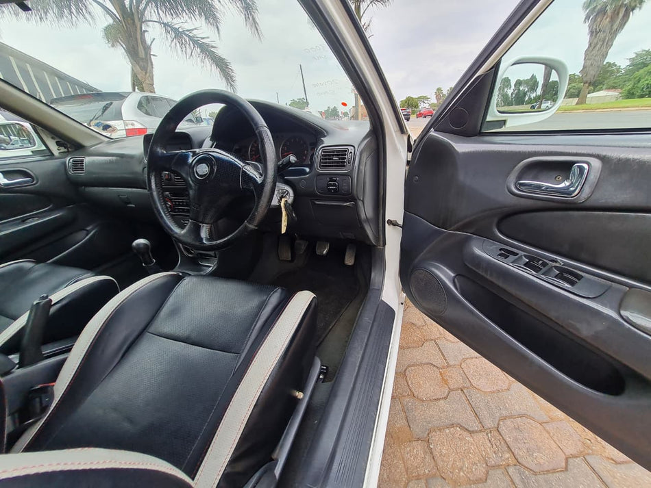 2001 Toyota Corolla RXi 160i 20 Valve 6 Speed