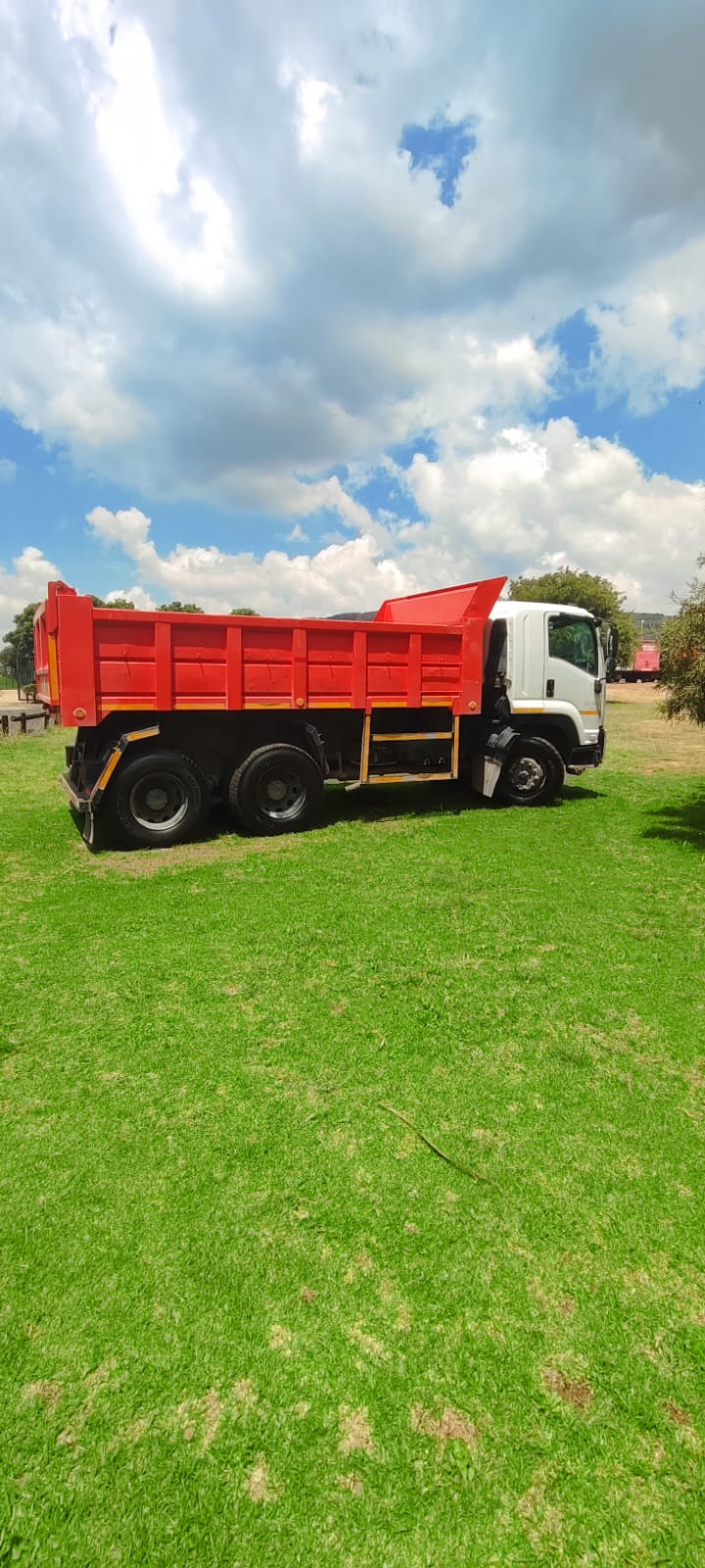 2013 Isuzu FVZ 1400 Tipper